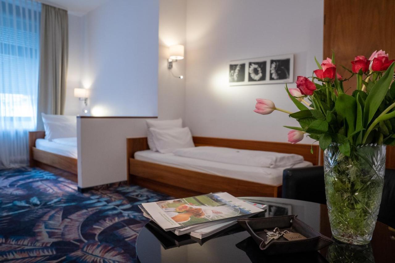 Hotel Etol バーデン＝バーデン エクステリア 写真