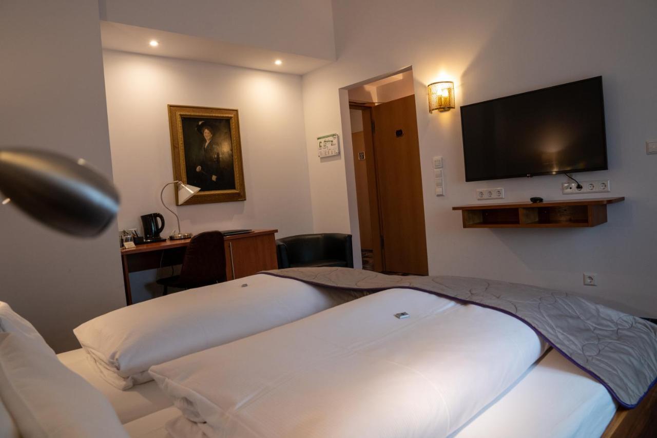 Hotel Etol バーデン＝バーデン エクステリア 写真