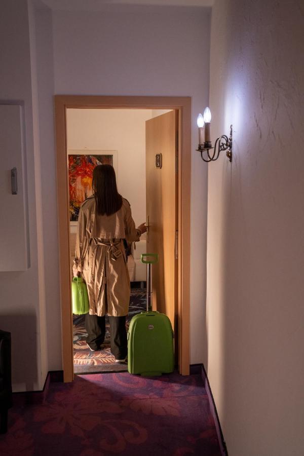 Hotel Etol バーデン＝バーデン エクステリア 写真