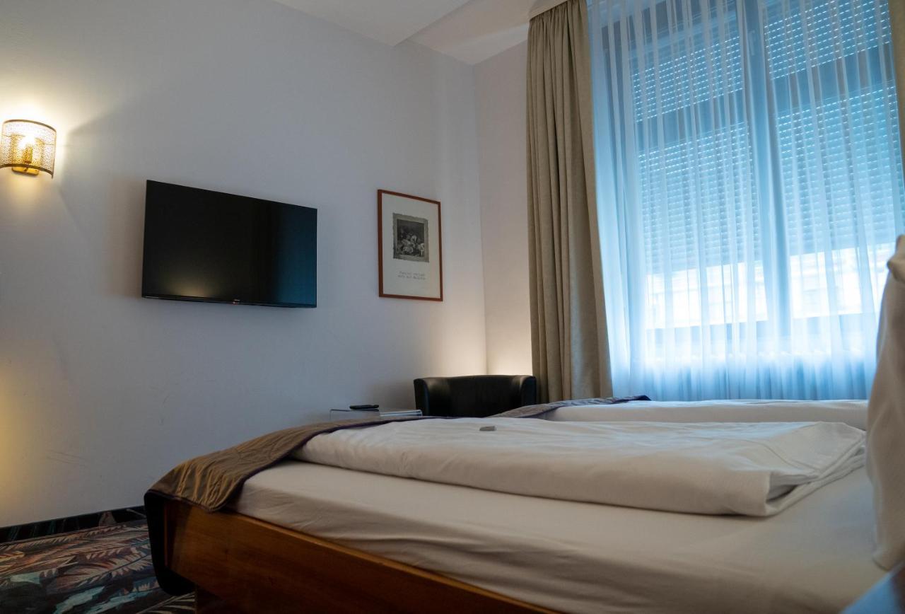 Hotel Etol バーデン＝バーデン エクステリア 写真