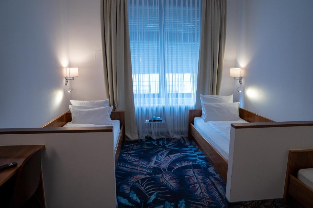 Hotel Etol バーデン＝バーデン エクステリア 写真